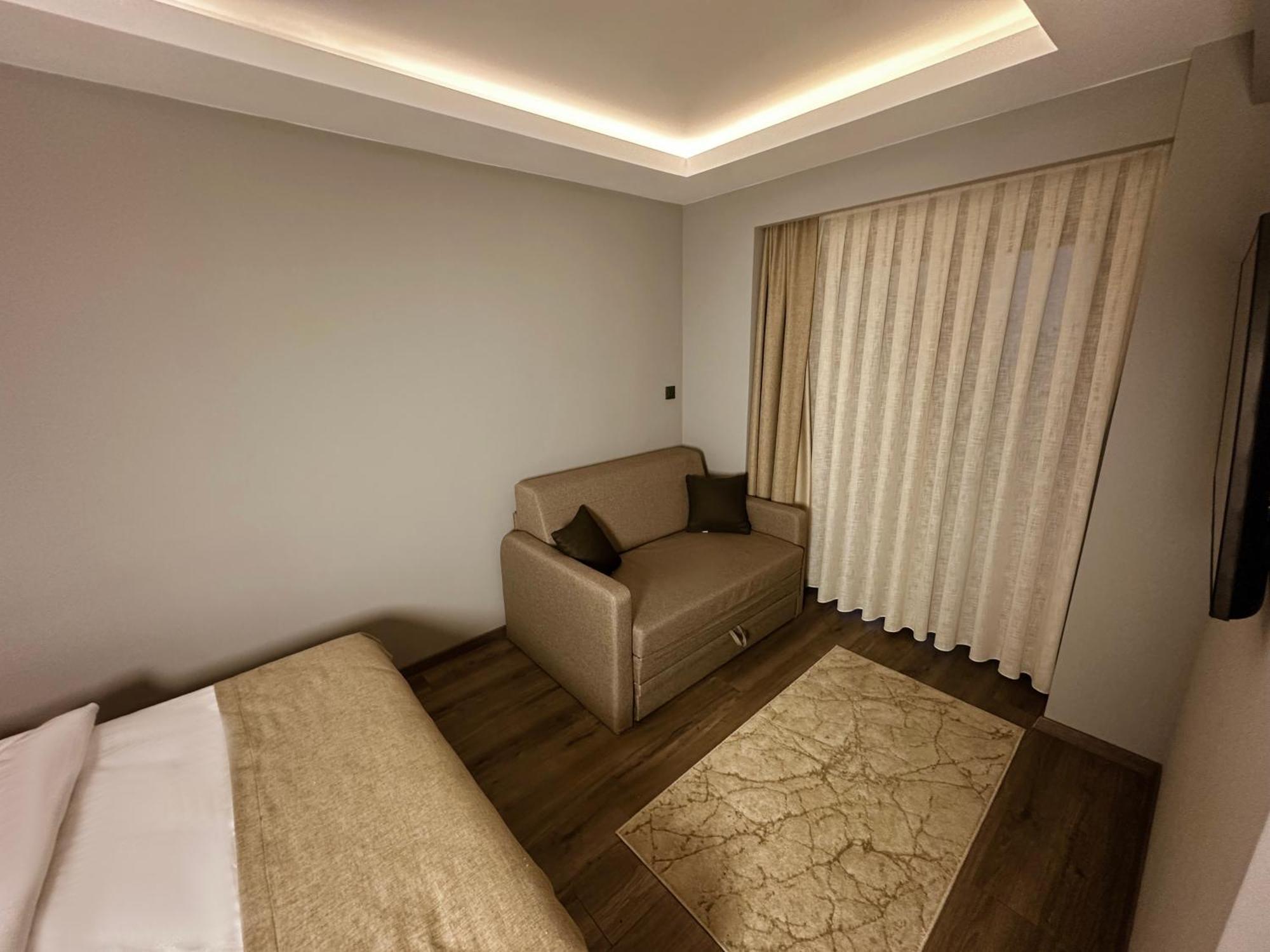 Viola Hotel Budva Exterior photo